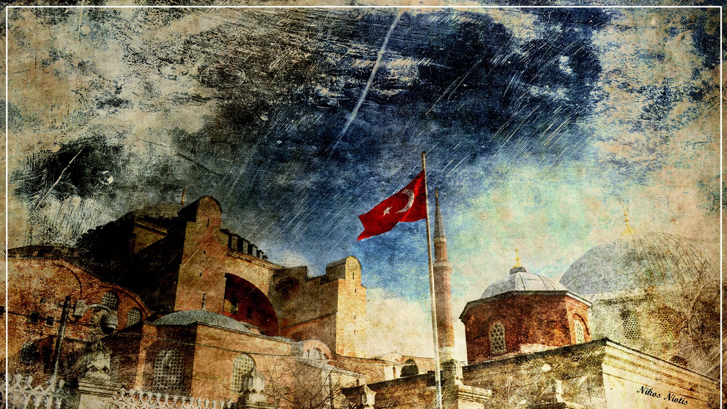 الصورة تظهر مبنيًا تاريخيًا، وهو يبدو ككنيسة أو مسجد قديم، مع سماء ملبدة بالسحب. يوجد في الصورة علم تركيا يرفرف بفخر بجوار المبنى. يبدو أن هناك تأثيرًا فنيًا على الصورة مما أضفى عليها طابعًا قديمًا. سياج يحيط بالمبنى، مما يمنحه مظهرًا متينًا. تعكس الصورة جمال العمارة التاريخية والطبيعة المحيطة.