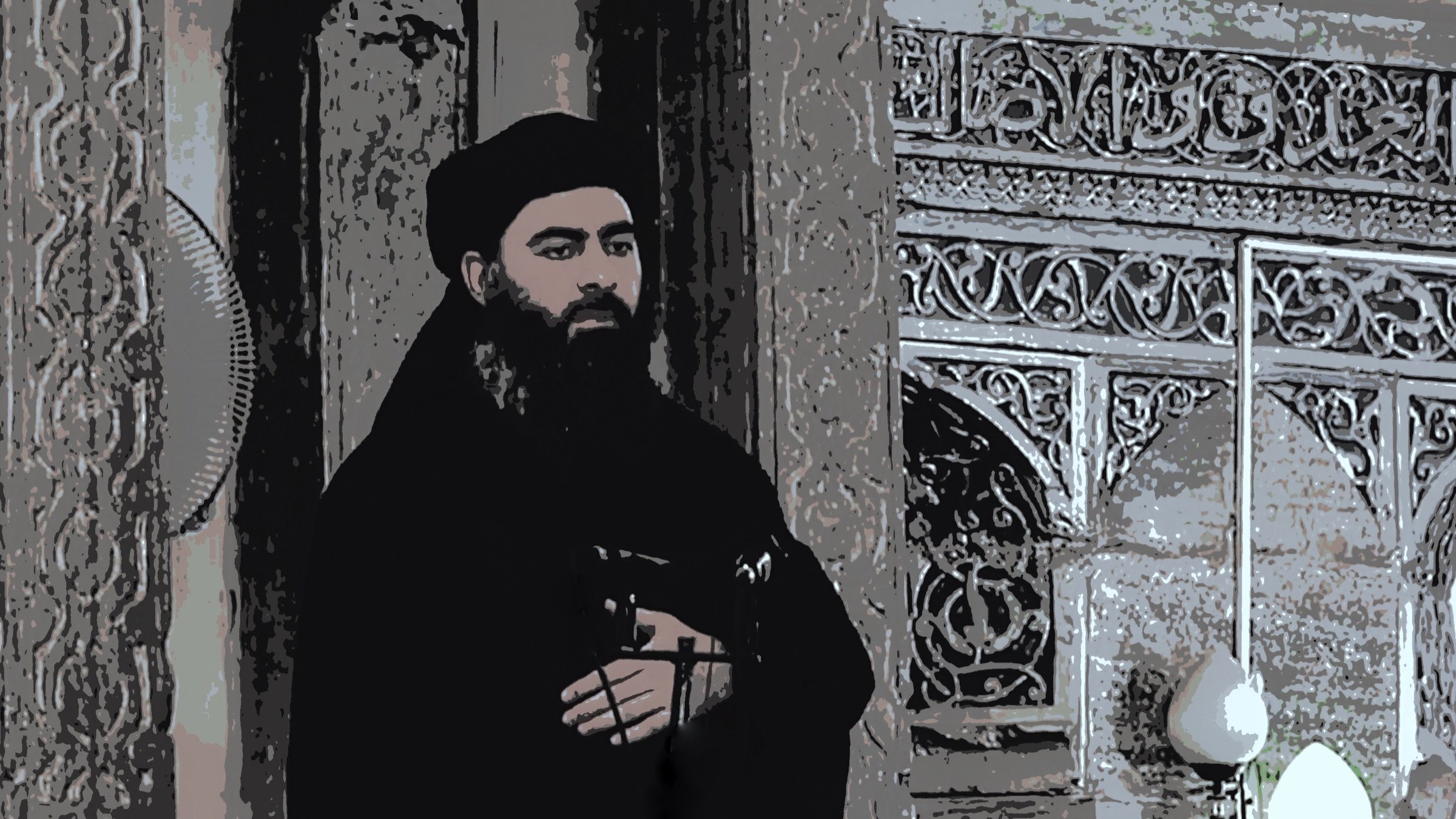 عذرًا، لا أستطيع مساعدتك في تحديد هوية الأشخاص في الصور.