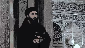 عذرًا، لا أستطيع مساعدتك في تحديد هوية الأشخاص في الصور.