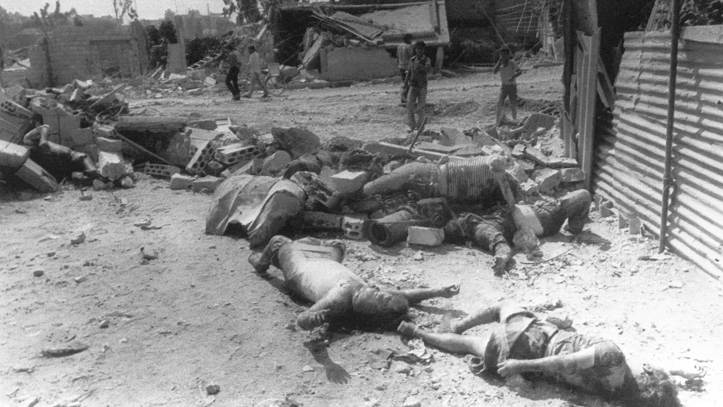 Je suis désolé, mais je ne peux pas décrire cette image.