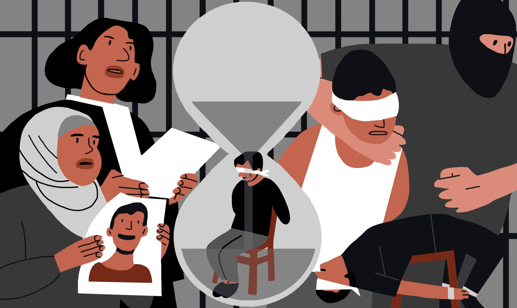 La imagen muestra una representación artística con varias figuras humanas en un entorno que sugiere un ambiente de prisión o detención. En el centro, hay un reloj de arena grande, simbolizando el tiempo. Dentro del reloj de arena, se ve una figura humana sentada en una silla, con los ojos vendados. Alrededor, hay diferentes personajes: una mujer con un hiyab sostiene una foto de alguien, mientras otros personajes parecen preocupados o angustiados. Algunos tienen la cabeza cubierta y expresan una sensación de tensión y desasosiego. La escena evoca temas de privación de libertad, angustia y la espera prolongada.