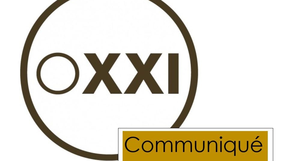 L'image présente un logo circulaire avec les lettres "OXXI" inscrites à l'intérieur, dans une couleur sombre. À côté, il y a un rectangle de couleur dorée avec le mot "Communiqué" écrit à l'intérieur. L'ensemble donne une impression de formalité et de communication.