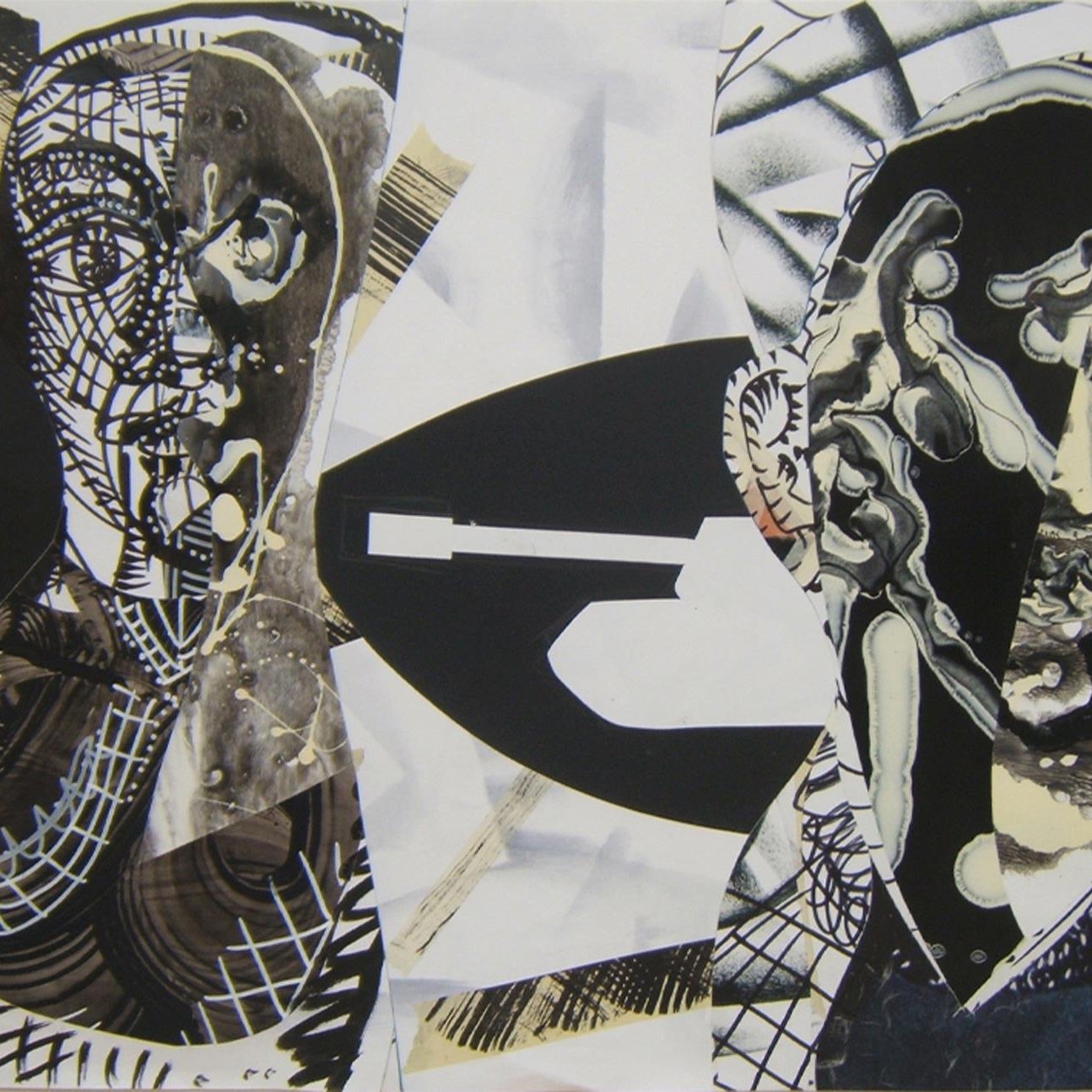 La imagen presenta una composición artística abstracta en blanco y negro, combinando formas y figuras humanas estilizadas. A la izquierda, se pueden observar elementos que parecen representar un rostro y un cuerpo femenino, con patrones en red y textura. A la derecha, hay otra figura que también sugiere un rostro humano, con un estilo más geométrico y contrastes de luz y sombra. En el centro, destaca un contorno que parece ser un objeto, posiblemente un arma, lo que añade una dimensión conceptual a la obra. También se incluyen elementos como palmeras, sugiriendo un ambiente tropical o exótico. La mezcla de texturas y la disposición de las figuras crean una sensación de dinamismo y tensión.