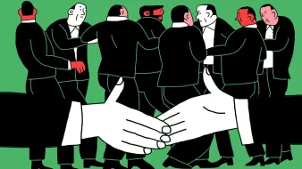 La imagen muestra a un grupo de hombres vestidos con trajes formando un círculo o grupo en un fondo verde. Al frente, hay un par de manos blancas extendidas en un gesto de apretón de manos. Los hombres parecen estar en una conversación o interacción entre ellos, mientras que las manos del primer plano indican un acuerdo o un saludo. El estilo de la ilustración es gráfico y simplificado, con líneas claras y un uso de colores contrastantes.