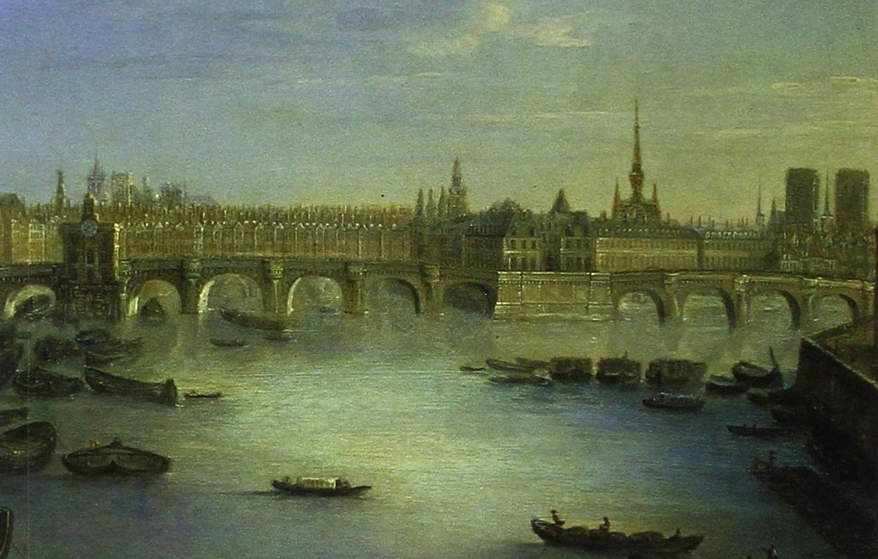 این تصویر نمایی از یک شهر در غروب یا سپیدهدم را به نمایش میگذارد. در جلوی تصویر، تعدادی قایق در آب دیده میشوند. در پسزمینه، یک پل بزرگ و سازههای معماری با جزئیات مشخص وجود دارد. آسمان به رنگهای ملایم و آرامی درآمده و روشنایی خاصی فضا را پر کرده است. این صحنه حس آرامش و زیبایی طبیعی را منتقل میکند.