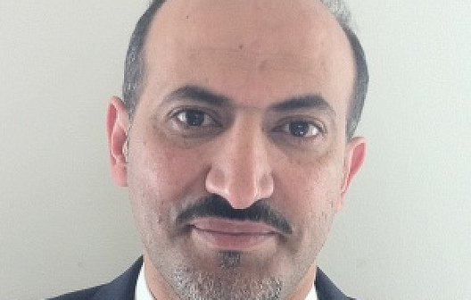 Je ne peux pas décrire l'image.