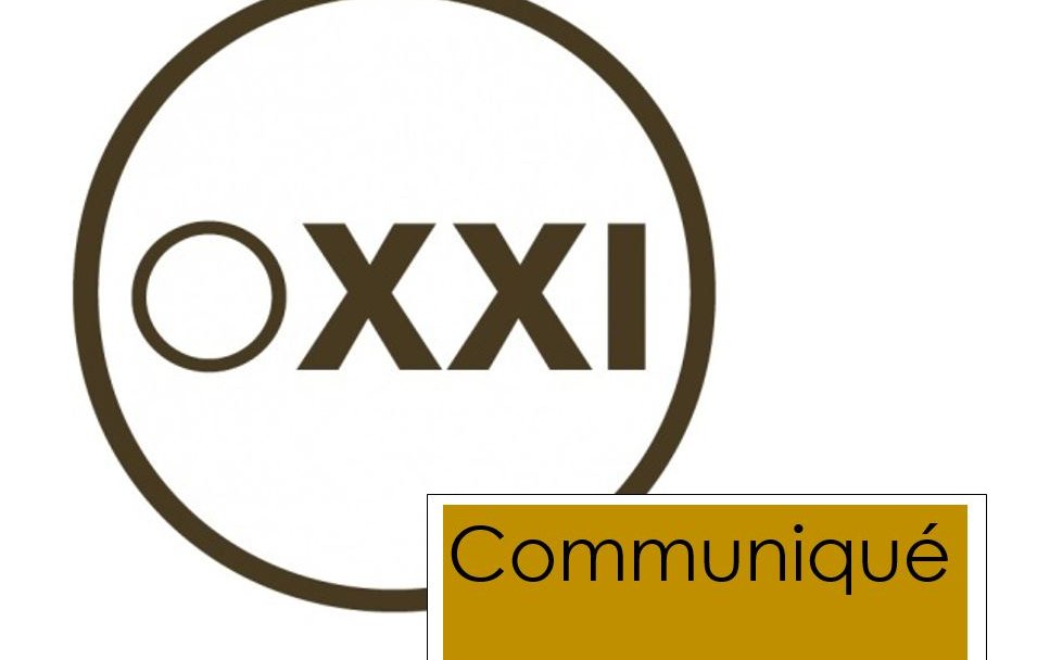 L'image présente un logo circulaire avec les lettres "OXXI" inscrites à l'intérieur, dans une couleur sombre. À côté, il y a un rectangle de couleur dorée avec le mot "Communiqué" écrit à l'intérieur. L'ensemble donne une impression de formalité et de communication.