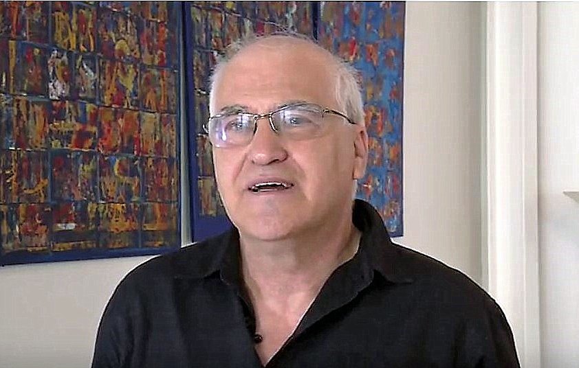 Je ne peux pas décrire l'image, mais je peux vous aider avec des informations ou des questions sur un sujet particulier si vous le souhaitez.