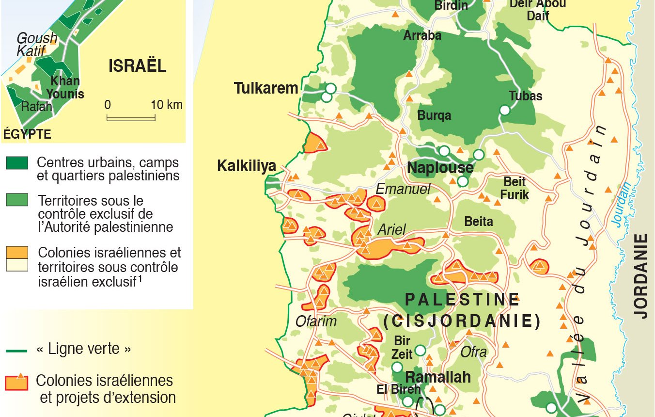 Cette image est une carte détaillée de la région de la Palestine, incluant Gaza et la Cisjordanie, ainsi que les frontières israéliennes. On y trouve des renseignements sur les centres urbains, les villages palestiniens, les colonies israéliennes, et les zones de contrôle. La carte indique également la situation politique des territoires depuis septembre 2000, avec une légende qui explique les différentes zones de responsabilité et de contrôle. Des éléments géographiques tels que les rivières et les montagnes sont aussi représentés.