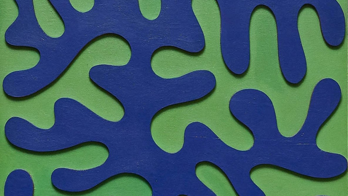 Formes organiques bleues sur fond vert, évoquant un motif abstrait et fluide.