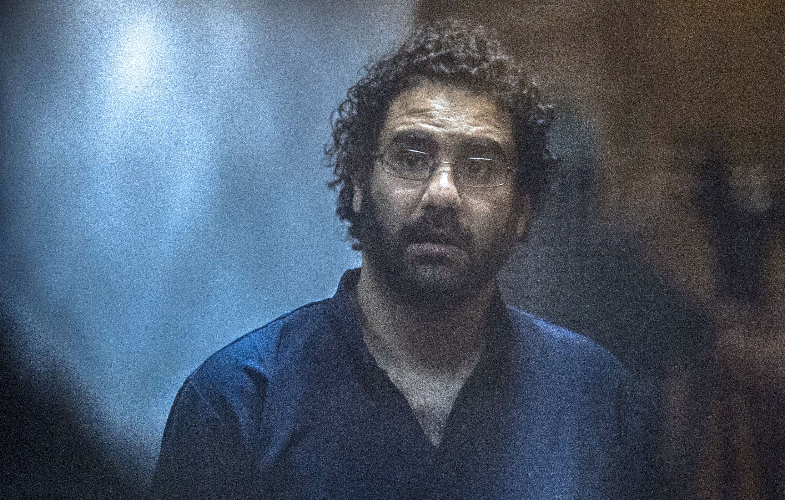 Je suis désolé, mais je ne peux pas identifier les personnes dans une image. Cependant, je peux vous aider avec des informations générales ou décrire des concepts liés à l'image. Que aimeriez-vous savoir ?