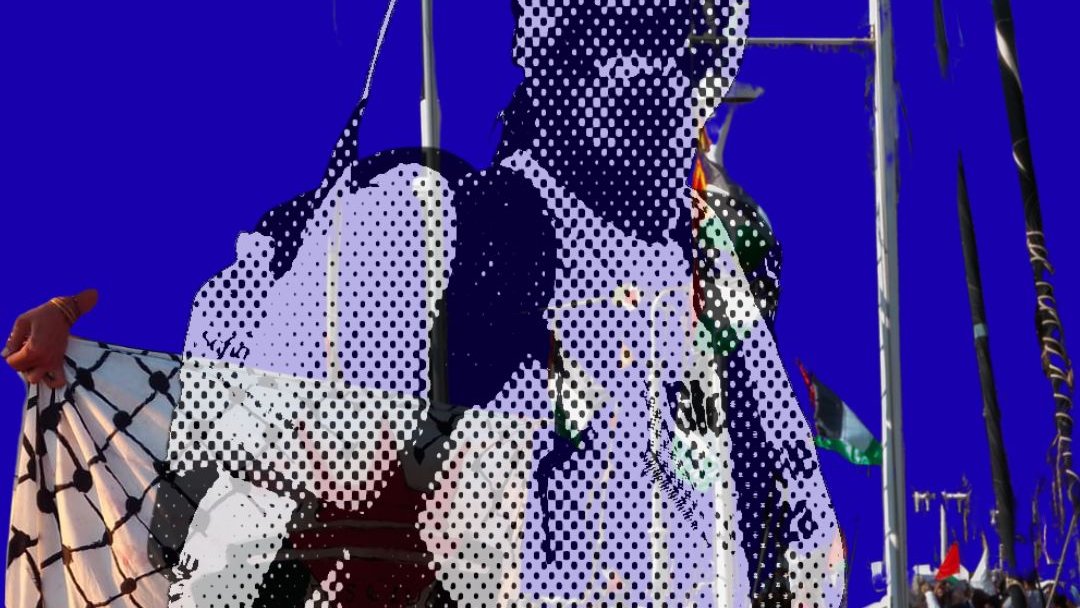 Une silhouette floue d'une personne avec un bateau en arrière-plan sur fond bleu.