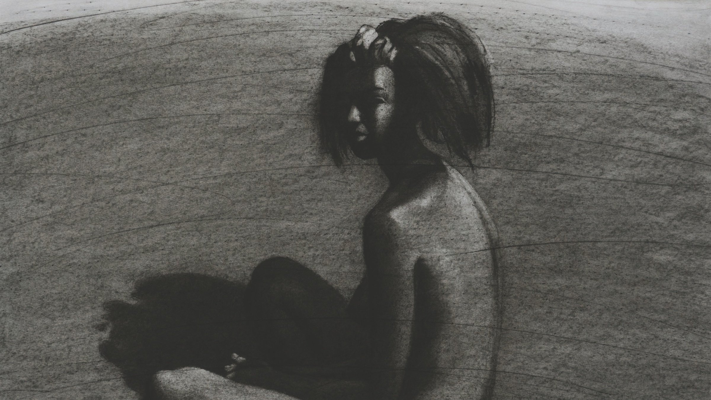 L'image représente une figure humaine en position assise, vue de profil. La personne est dénudée, et la lumière crée des ombres marquées sur son corps, mettant en avant ses formes. Les traits de son visage sont légèrement visibles, mais l'accent est mis sur la posture et l'ombre. L'arrière-plan est sombre, ce qui accentue la silhouette. Les textures sont rendues avec un effet de croquis, donnant une impression d'art graphique.