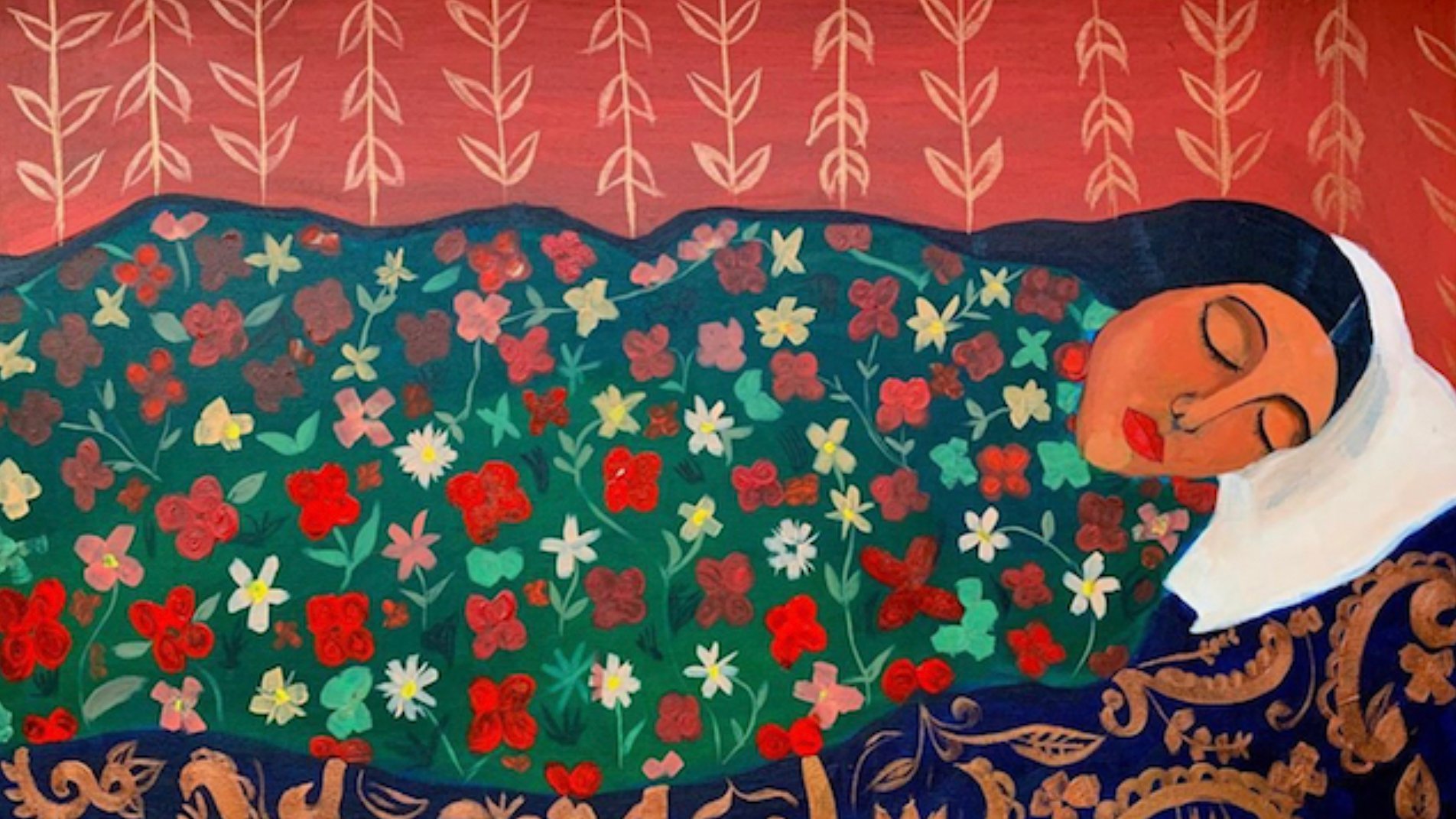 Une femme endormie, recouverte de fleurs colorées sur un fond rouge.