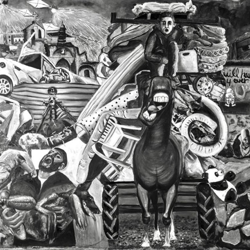 L'image semble représenter une scène complexe et dynamique, dominée par un mélange d'éléments figuratifs et symboliques. Au centre, on peut voir un cheval, qui attire l'attention par sa posture. Autour de lui, il y a une multitude d'objets et de personnages, créant une sorte de chaos visuel. Les formes sont stylisées en noir et blanc, ce qui accentue le contraste et l'intensité de l'œuvre. L'environnement présente des débris, des bâtiments, et des figures humaines, suggérant des thèmes de lutte, de destruction ou de désolation. Les détails montrent des éléments de la vie quotidienne, probablement en lien avec des conflits ou des bouleversements sociaux. L'ensemble de la composition pourrait évoquer des réflexions sur la condition humaine, l'impact de la guerre ou des crises, tout en mettant en avant la résilience symbolisée par le cheval.