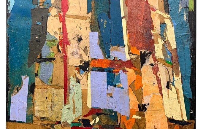 L'image représente une œuvre d'art abstraite avec des formes géométriques et des couleurs vives. On peut y voir des teintes de bleu, rouge, orange, et beige, juxtaposées de manière dynamique. Les textures semblent intéressantes, avec des couches superposées qui ajoutent de la profondeur à la composition globale. L'ensemble évoque une sensibilité moderne et expressive.