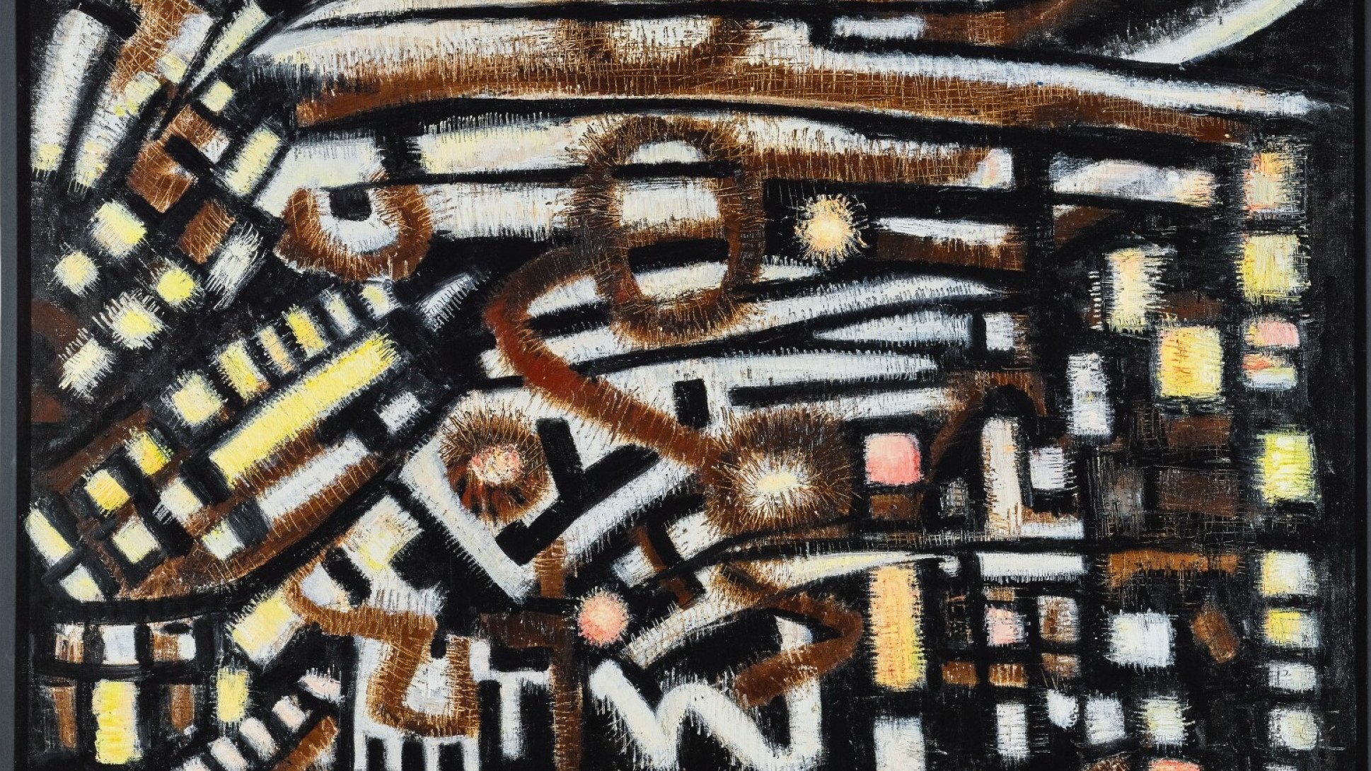 L'image présente une œuvre abstraite faite de formes géométriques et de motifs complexes. Les couleurs dominantes incluent des tons de noir, de blanc et de brun, créant un contraste visuel fort. On peut apercevoir des lignes sinueuses qui semblent se mêler à des blocs structurés, formant un motif dynamique et énergique. Cette composition évoque une sensation d'agitation et de mouvement, tout en invitant à l'interprétation personnelle. L'artiste a apparemment signé son œuvre dans le coin inférieur droit.