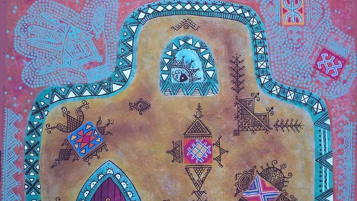 L'image présente un art abstrait et coloré. On y voit un fond rouge avec des motifs géométriques et des symboles en turquoise. Au centre, une forme irrégulière, peut-être une représentation stylisée d'un paysage ou d'un espace. À gauche, il y a une porte stylisée ornée de motifs complexes, ajoutant une touche de mystère. Les dessins autour semblent évoquer des éléments de la nature ou des symboles culturels, créant une ambiance vibrante et artistique.