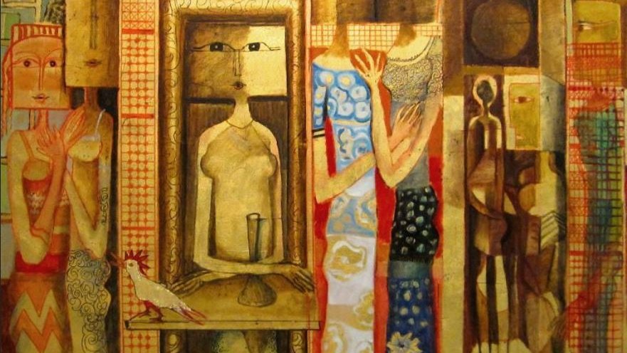 L'image représente une scène intrigante avec plusieurs figures humaines stylisées, dont certaines sont partiellement cachées. Les personnages semblent se refléter dans un miroir central, entouré de motifs géométriques. La palette de couleurs est chaude, avec des tons de beige, de bleu et de rouge. L'ambiance évoque une certaine mélancolie, tandis qu'un coq se tient en bas à gauche, ajoutant une touche de vie à l'ensemble. Les formes et les lignes assez angulaires donnent à l'œuvre un style à la fois moderne et cubiste.