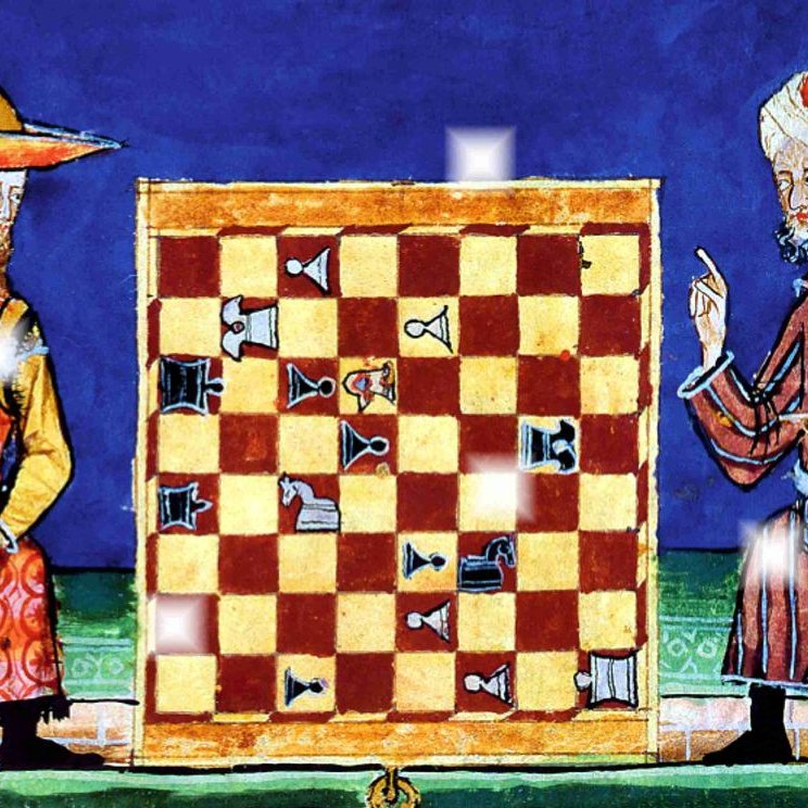 L'image représente une scène médiévale avec deux personnages assis en face d'un plateau de jeu d'échecs. À gauche, un homme portant un chapeau large et en vêtements colorés. À droite, un personnage vêtu d'une robe ornée, peut-être d'inspiration orientale. Le damier est richement décoré et montre diverses pièces d'échecs en position de jeu. L'arrière-plan est d'un bleu profond, ajoutant une ambiance historique à la scène.