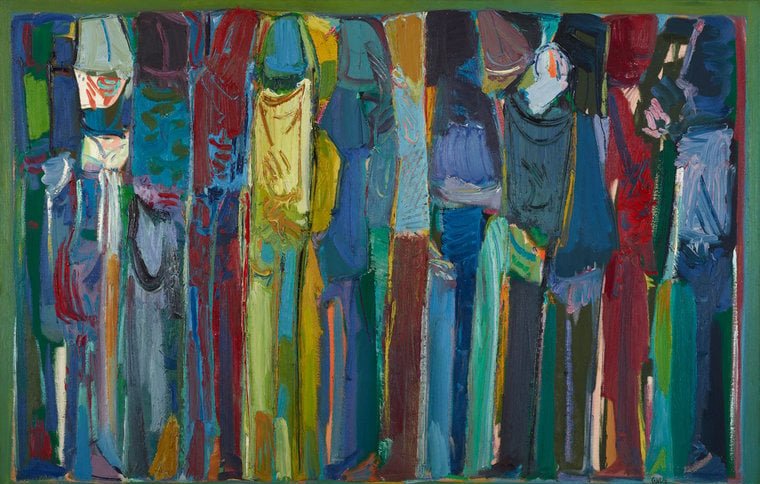 Toiles verticales colorées, figures abstraites en mouvement, ambiance vibrante et dynamique.