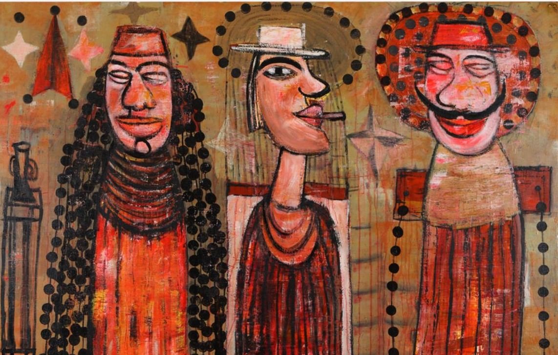 L'image représente une œuvre d'art stylisée, avec trois personnages au visage exagéré. On peut voir des formes géométriques et des couleurs vives, principalement dans des teintes de rouge, noir et beige. Les visages semblent être caricaturés, avec des expressions distinctes. L'arrière-plan contient des motifs abstraits qui ajoutent de la profondeur à la composition. Les personnages sont vêtus de vêtements simples, mais leurs coiffures et accessoires apportent un certain caractère à l'ensemble de l'œuvre.