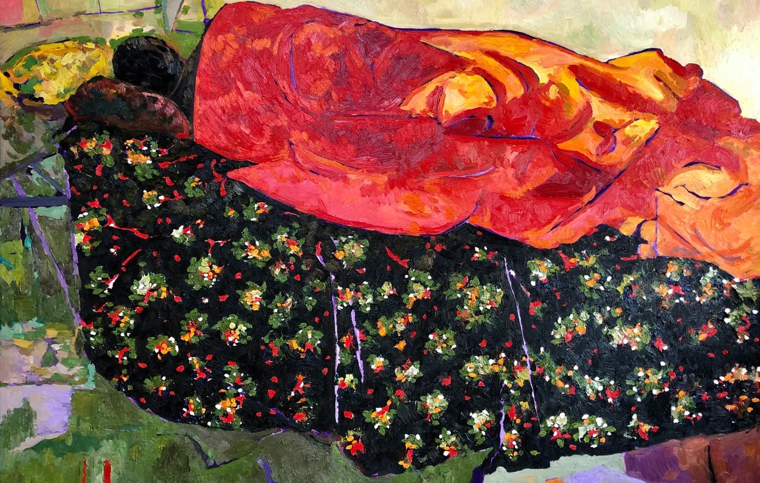 L'image représente une scène de repos, où une personne est allongée sous des couvertures colorées. Les draps sont ornés de motifs floraux, tandis que les couvertures sont d'un rouge vif et d'une texture fluide. L'arrière-plan est composé de couleurs abstraites qui ajoutent une atmosphère chaleureuse et intime à la composition. Le style semble être impressionniste, capturant des traits de couleurs vibrantes et une ambiance douce.