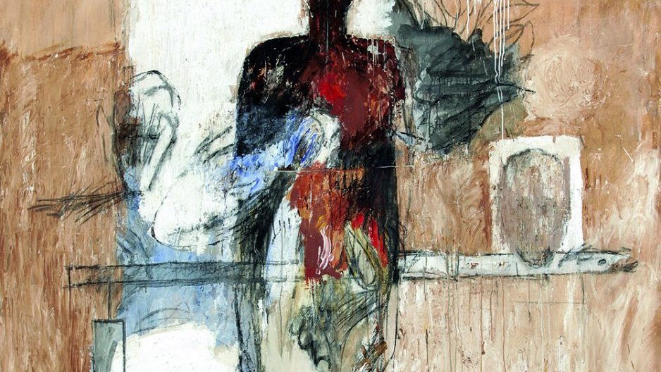 L'image présente une composition abstraite avec des formes humaines stylisées. Au centre, une silhouette sombre semble se détacher d'un fond terreux et texturé. Des touches de couleur rouge et bleue ajoutent de la vie à la scène, contrastant avec la simplicité du fond. En bas, des formes humaines esquissées pourraient représenter des figures en mouvement. L'ensemble dégage une atmosphère de mélancolie et d'introspection.