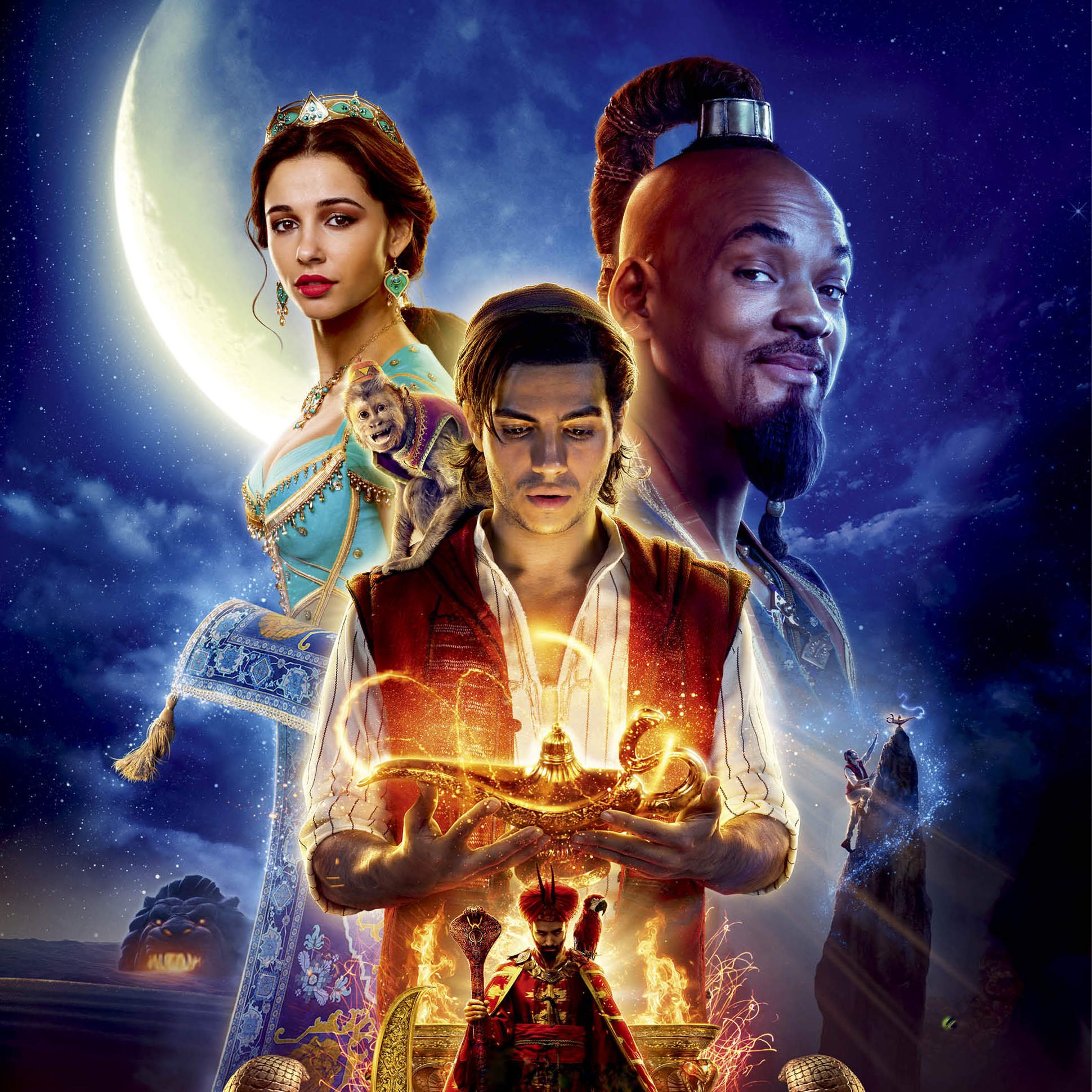 L'image présente des personnages inspirés du conte d'Aladdin. Au premier plan, un jeune homme tient une lampe magique, entouré d'une lueur dorée. Derrière lui, on peut voir une princesse avec des vêtements colorés, et un homme avec un style unique, probablement un génie. En arrière-plan, une lune pleine brille, ajoutant une ambiance mystique à la scène. L'ensemble dégage une atmosphère d'aventure et de magie.