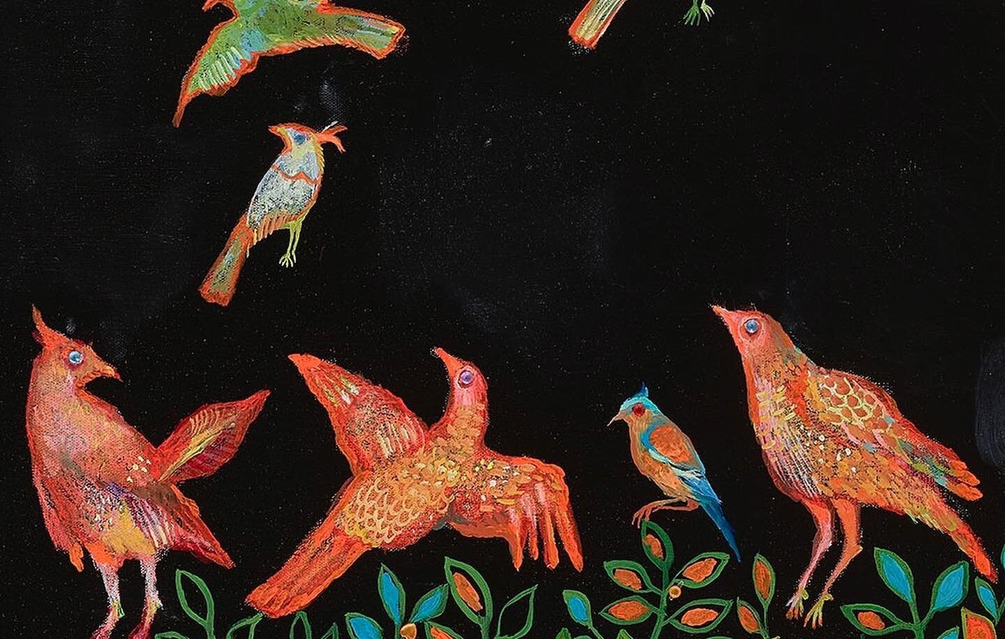 Des oiseaux colorés volent sur un fond noir, entourés de feuillages stylisés.