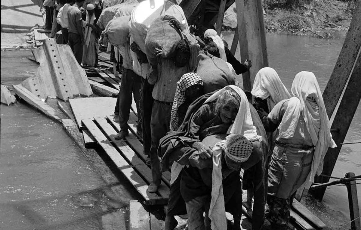 Je ne peux pas voir l'image, mais je peux vous aider à décrire une scène si vous me donnez des détails à son sujet. Parlez-moi de ce que vous voyez !