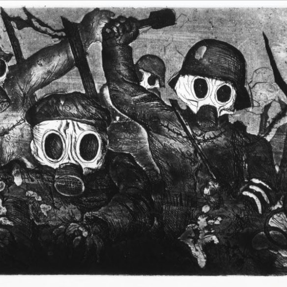 L'image présente un groupe de soldats portant des masques à gaz. Ils semblent être engagés dans une action intense, brandissant des armes et se tenant dans un environnement hostile. Les soldats sont représentés de manière dramatique, avec des traits exagérés pour transmettre l'urgence et la peur. Le fond est sombre, ajoutant à l'atmosphère de tension et de combat. L'ensemble évoque les horreurs de la guerre, en particulier durant les conflits où les gaz toxiques étaient utilisés.