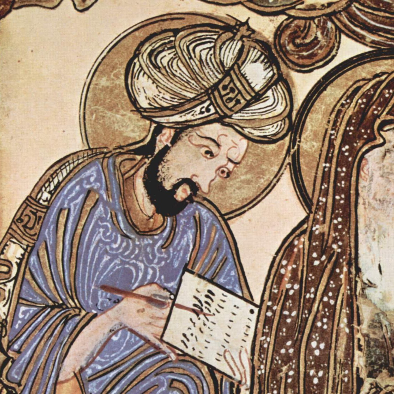 L'image représente un personnage en train d'écrire. Il est vêtu d'une robe ornée, avec un turban sur la tête. Son expression est concentrée, indiquant qu'il est absorbé par son travail. Le fond présente des motifs décoratifs, et on note une atmosphère historique, probablement inspirée par l'art médiéval. L'ensemble de l'œuvre suggère une scène d'étude ou de transmission de savoir.