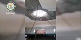 Capture d'écran d'une vidéo diffusée par l'Union des tribus du Sinaï qui montre un trou fait par une bombe dans le plafond de l'école.